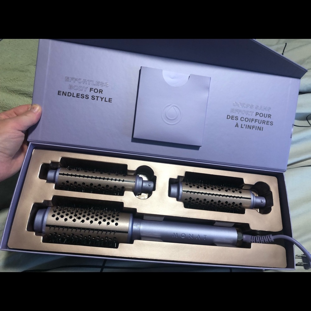 Monat thermal blowout brush